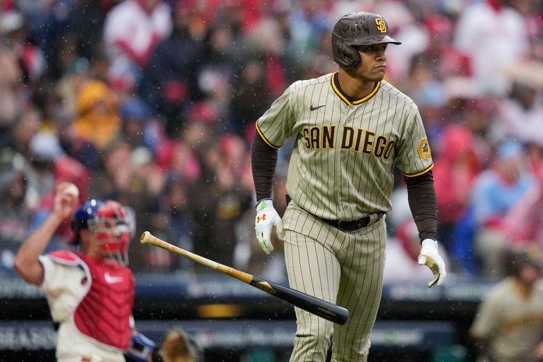 Padres' first ML game and two key wins in N.L. championship