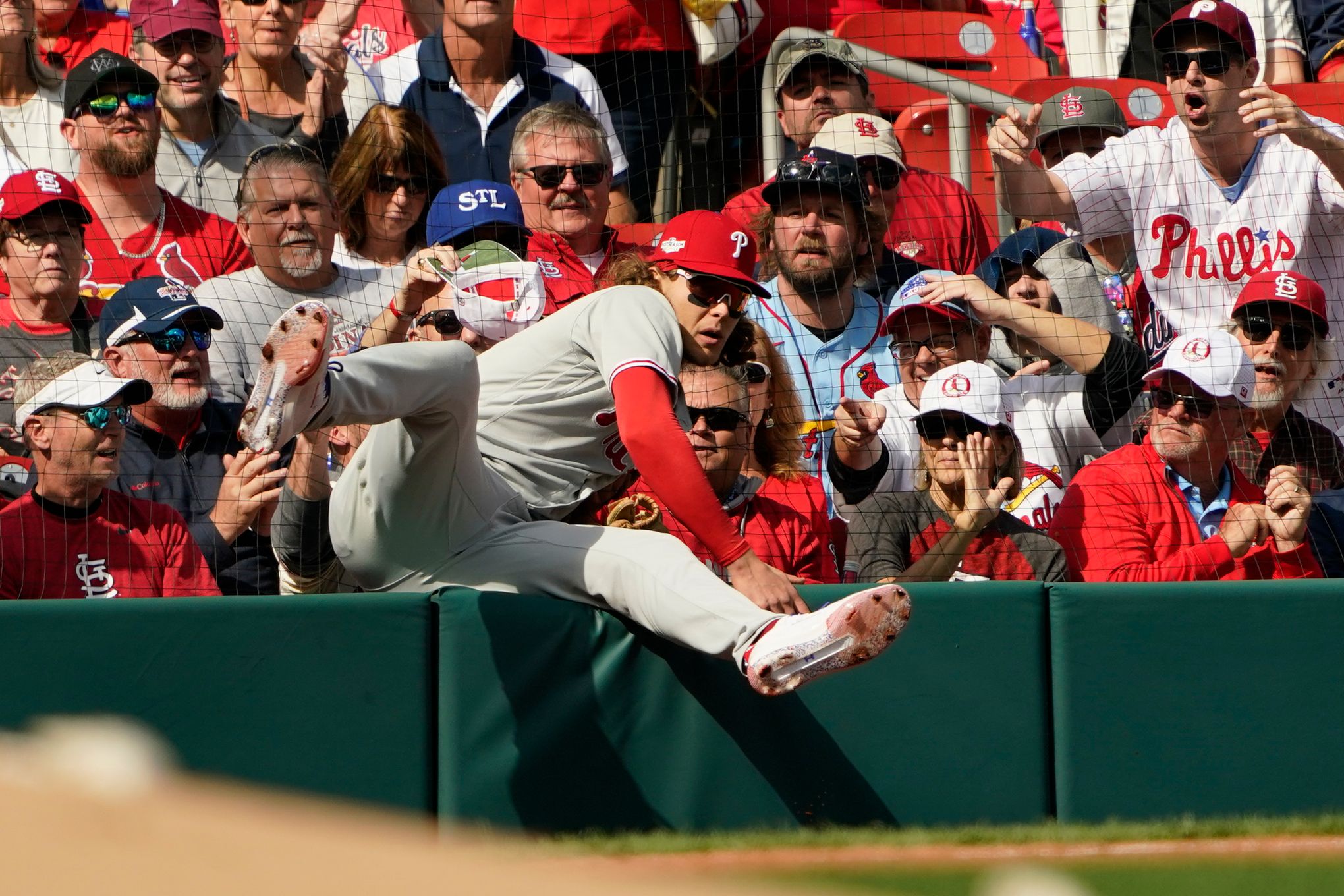 Phillies' six-run ninth tops Cardinals in 6-3 wild-card win