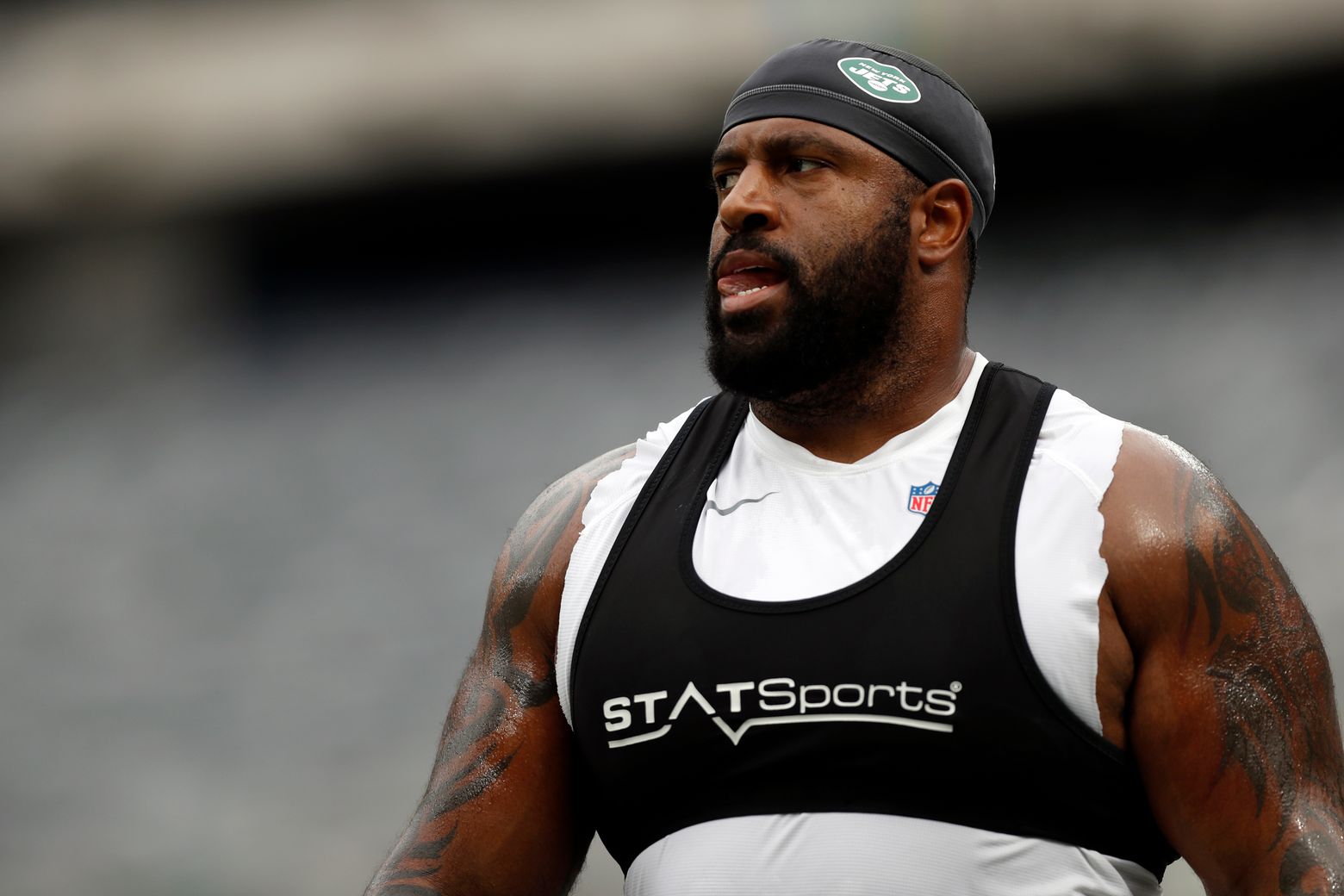New York Jets signing OT Duane Brown to two-year deal