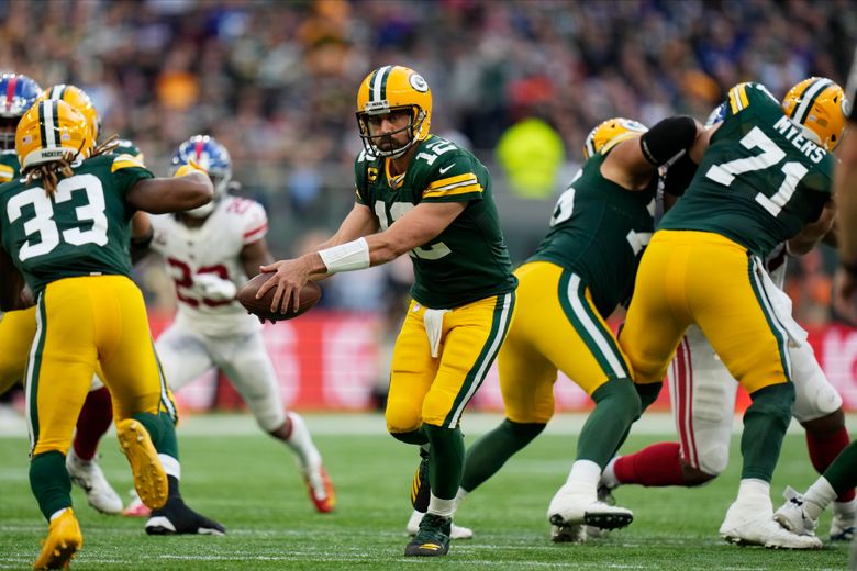 Packers offense shut down in 2nd half in loss to Giants
