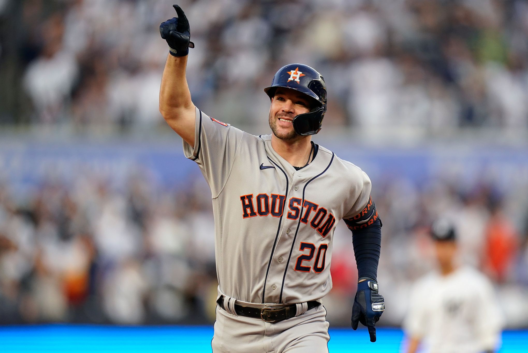 Combined no-hitter helps Astros win 5-0 and even World Series