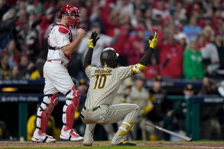Wild pitch in 10th inning sends Padres past Phillies 4-3