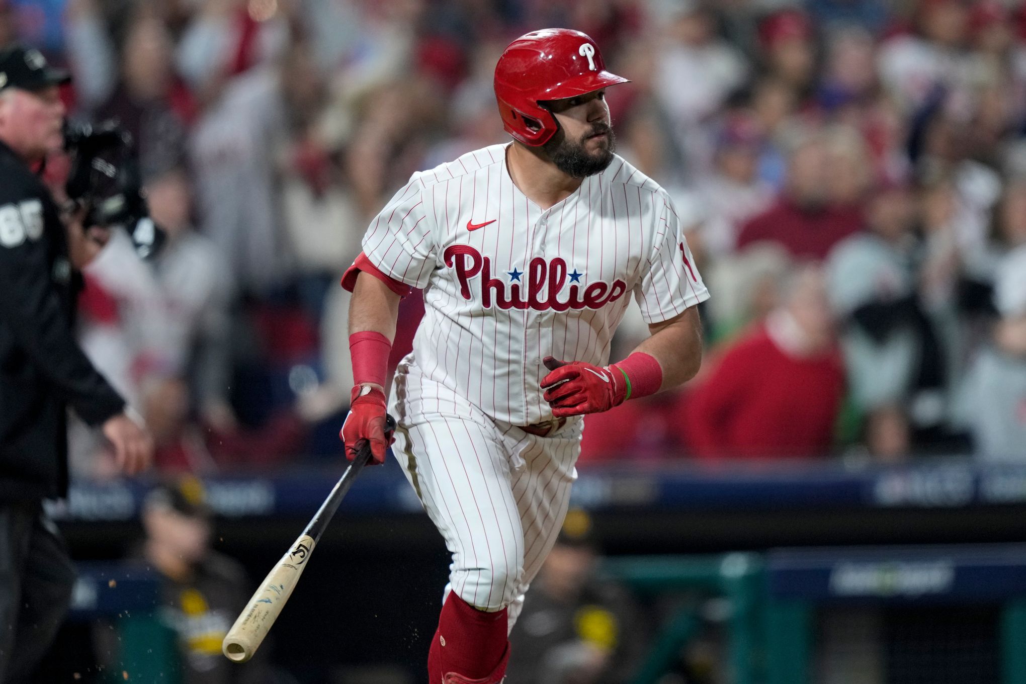 Schwarber HR, Segura, Phillies top Padres 4-2, lead NLCS 2-1 - Seattle  Sports