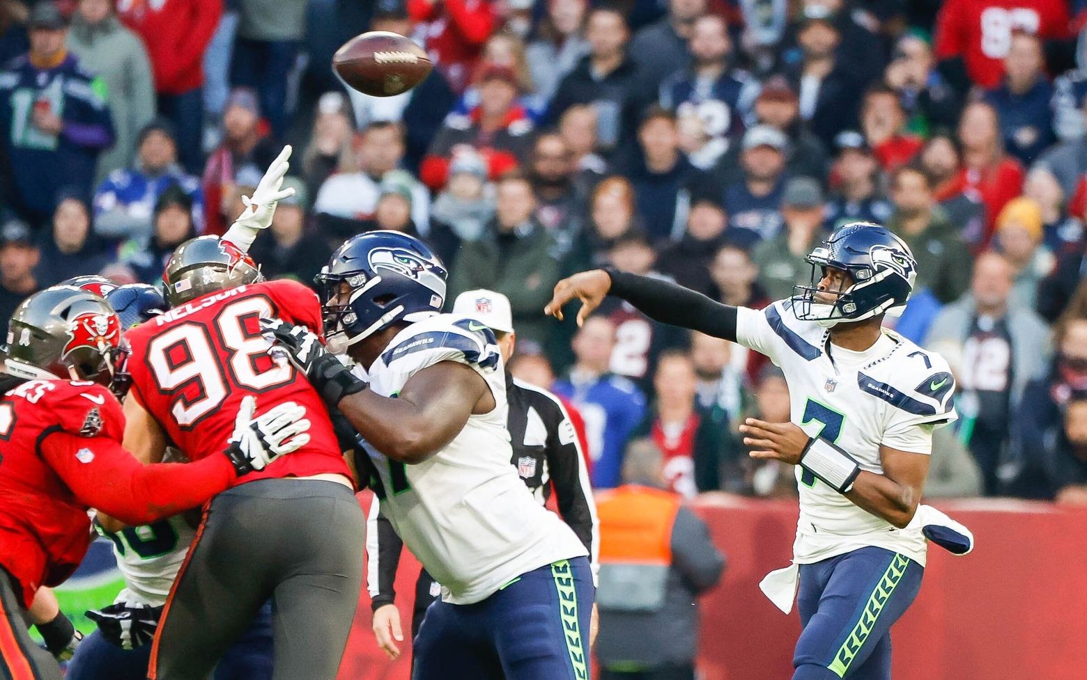 Geno Smith and the Seahawks Capture Walk-Off Win in Detroit