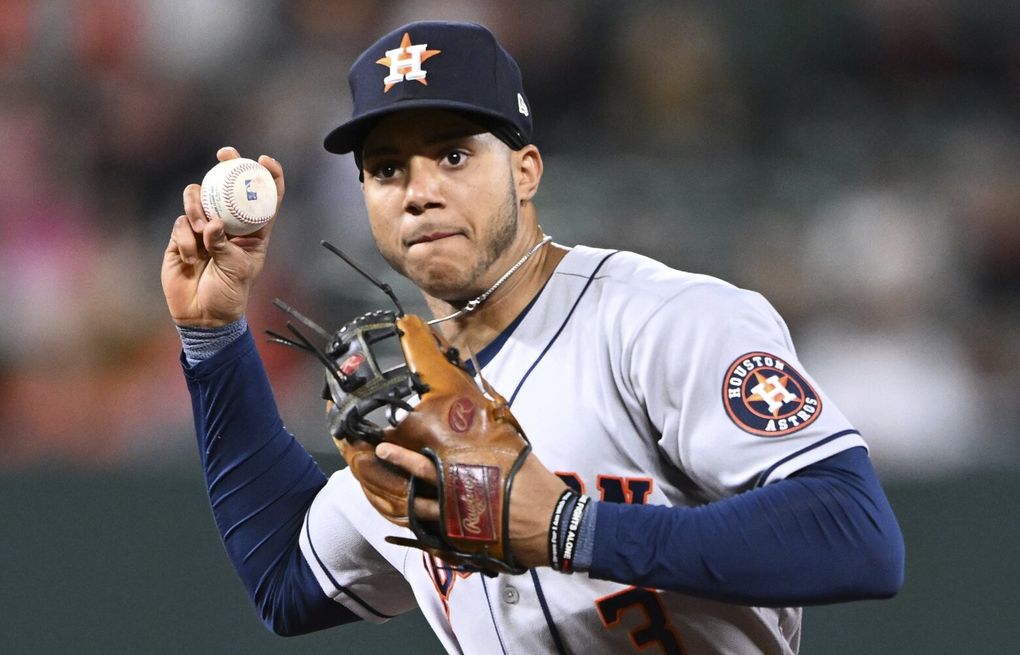 Astros' Peña, Tucker, Phillies' Realmuto win Gold Gloves – WATE 6 On Your  Side
