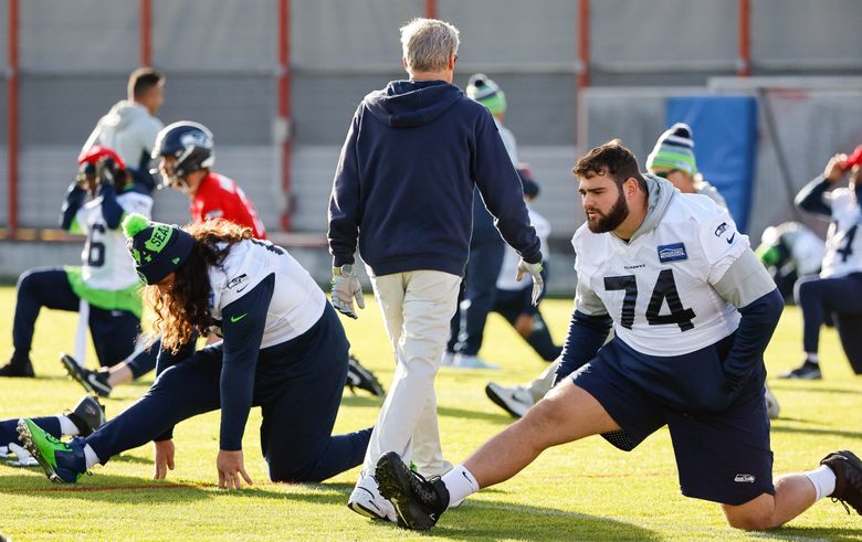 NFL on X: The @Seahawks and @Buccaneers will play in the first-ever  regular season game in Germany! @NFLDeutschland Sunday Nov. 13, 9:30am ET  on @nflnetwork  / X