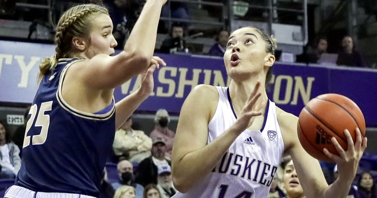 Dalayah Daniels leads Washington women to romp against UC Davis | The ...