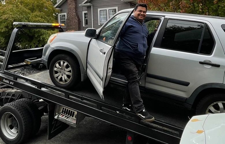 Victor Plata, who drives for Viking Towing, hauls away the author’s car after thieves stole its catalytic converter. Plata, who had already towed the cars of two other converter theft victims, says the thieves can make “thousands of dollars” in just a few days. “It’s a big business,” says Plata, who had his own catalytic converter stolen a few years ago.