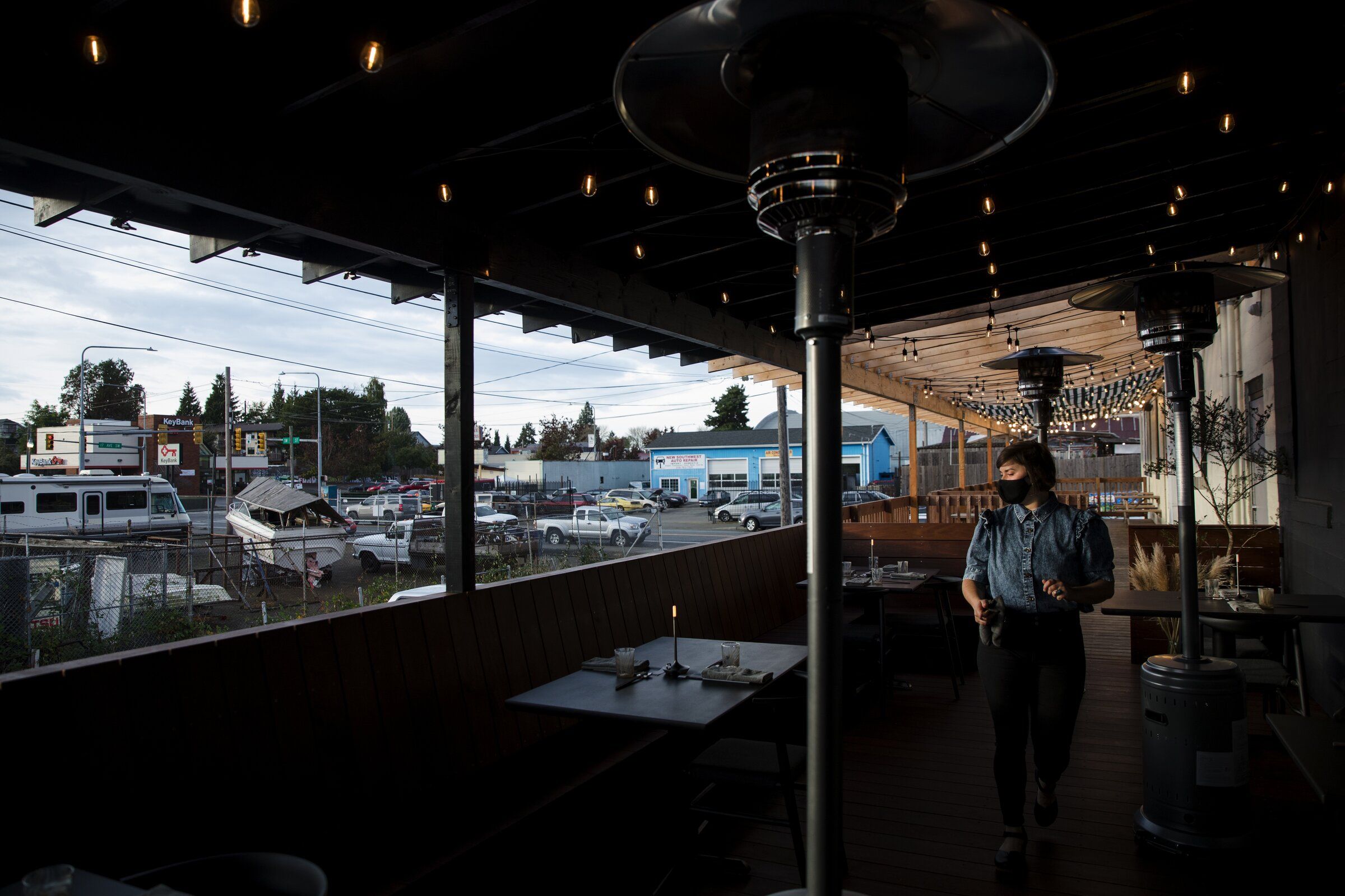 seattle center restaurants