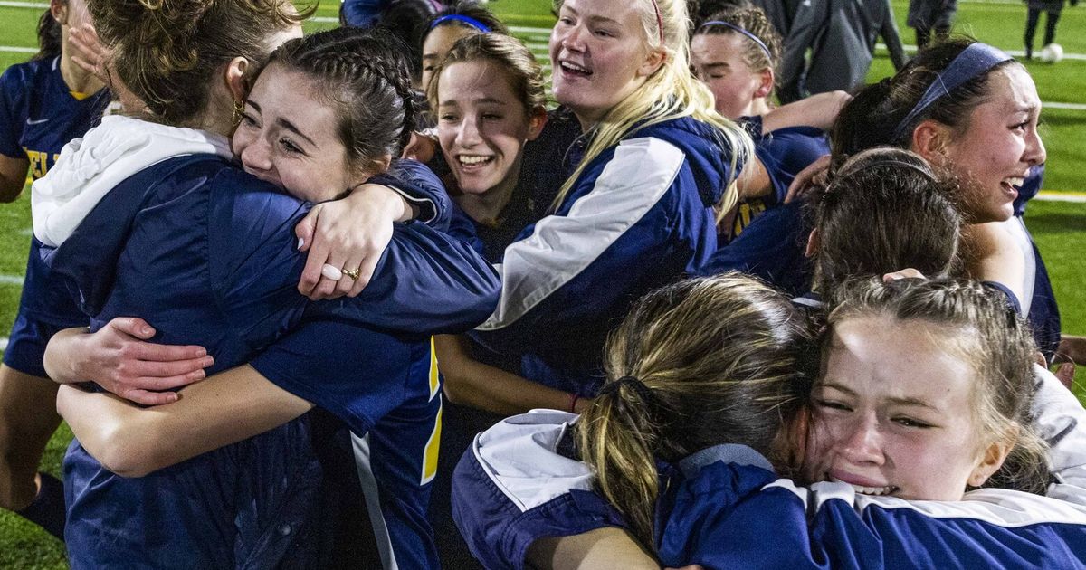 Bellevue girls soccer heads to semi-finals