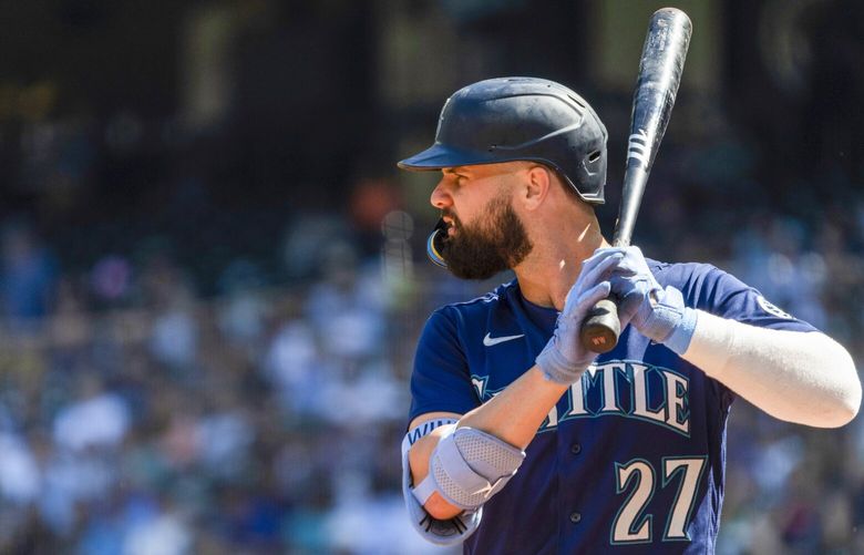 Seattle Mariners’ Jesse Winker waits for a pitch during an at-bat in a baseball game against the Cleveland Guardians, Thursday, Aug. 25, 2022, in Seattle. The Mariners won 3-1. (AP Photo/Stephen Brashear) OTK08