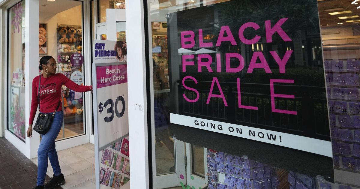 Seattle Retailers Slash Prices For Black Friday - Seattle magazine