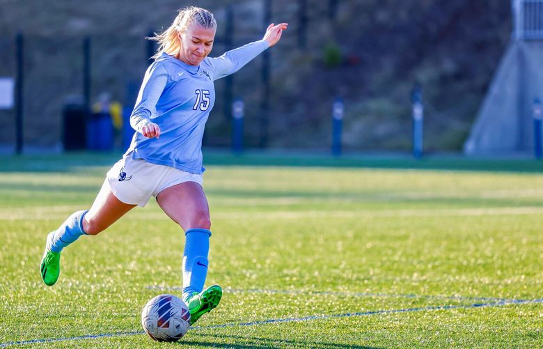 Western Washington center back Katie Watt, a Seattle native who went to Bishop Blanchet High School, is a key to her team’s defense.