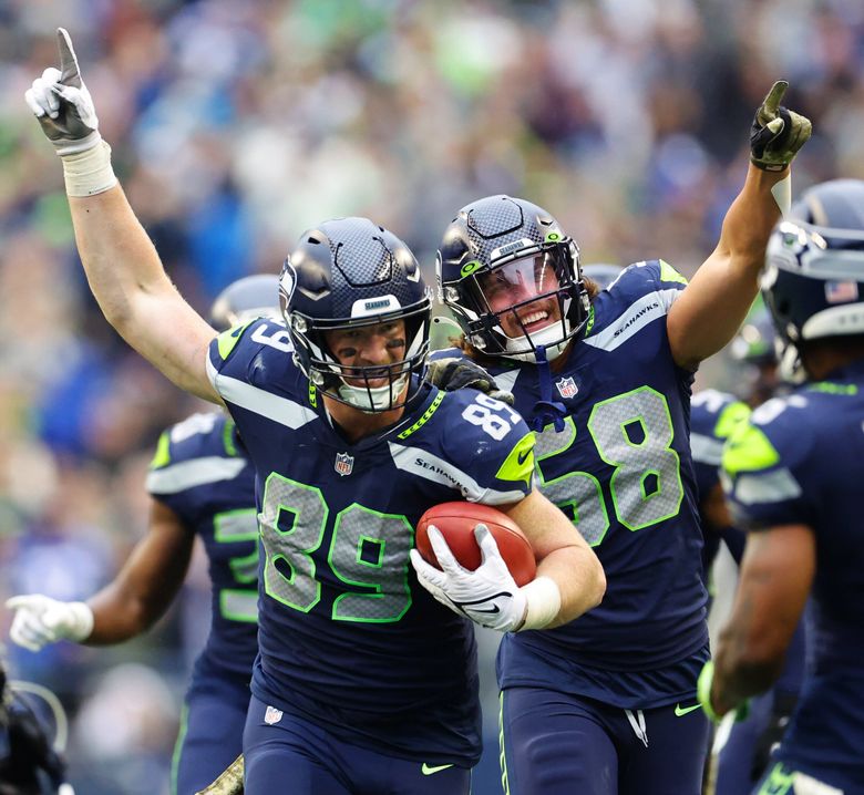 Seattle Seahawks tight end Will Dissly during an NFL football game against  the San Francisco 49ers, Sunday, Dec. 5, 2021, in Seattle. The Seahawks won  30-23. (AP Photo/Ben VanHouten Stock Photo - Alamy