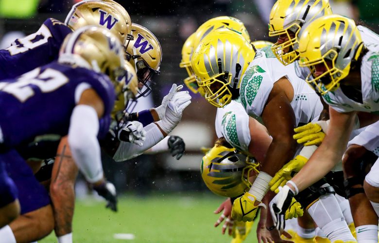 Washington football vs Oregon: Spread, over/under, and how to watch