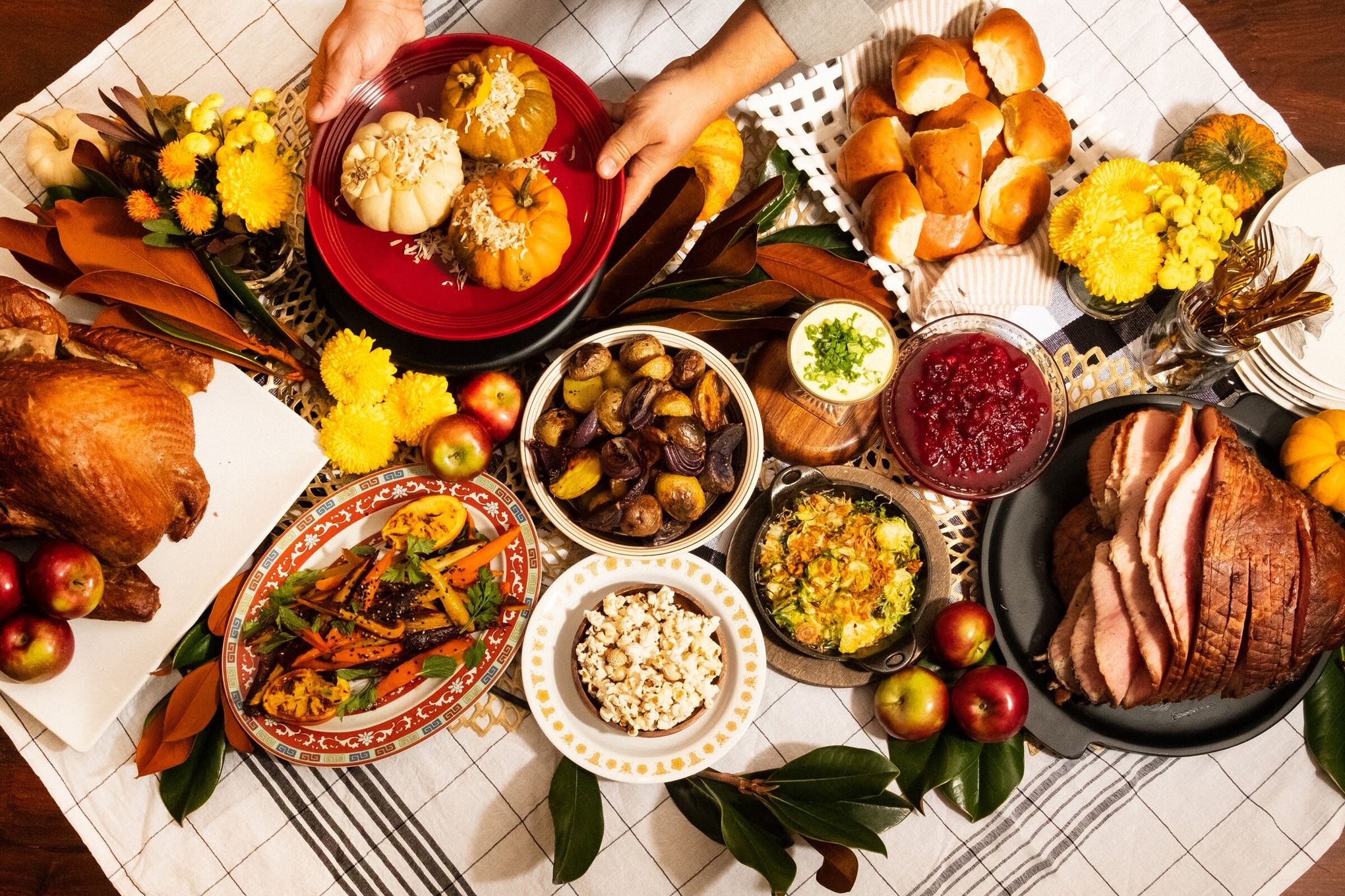 Mindful eating may be the most important 'dish' at the holiday table