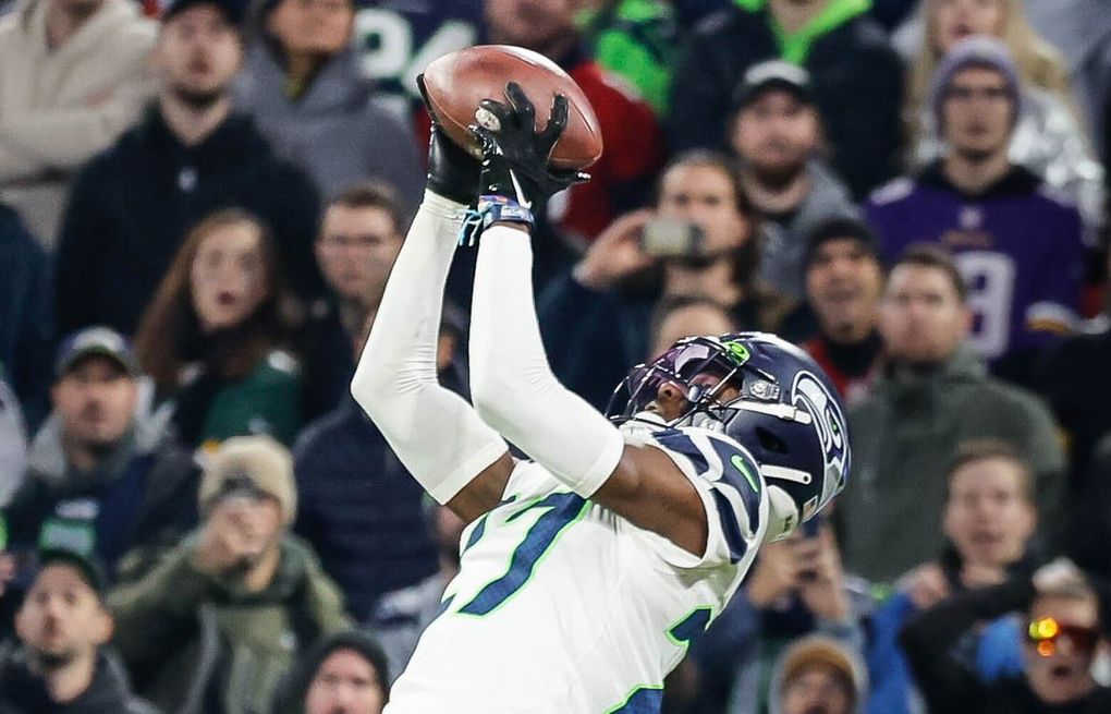 Watch Seahawks CB Tariq Woolen intercept Leonard Fournette pass to