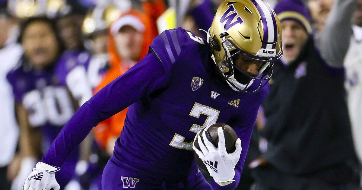 Penix Announces NIL Deal With Beats by Dre - Sports Illustrated Washington  Huskies News, Analysis and More