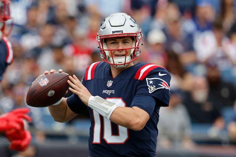 Patriots head into bye with chance to make noise in division