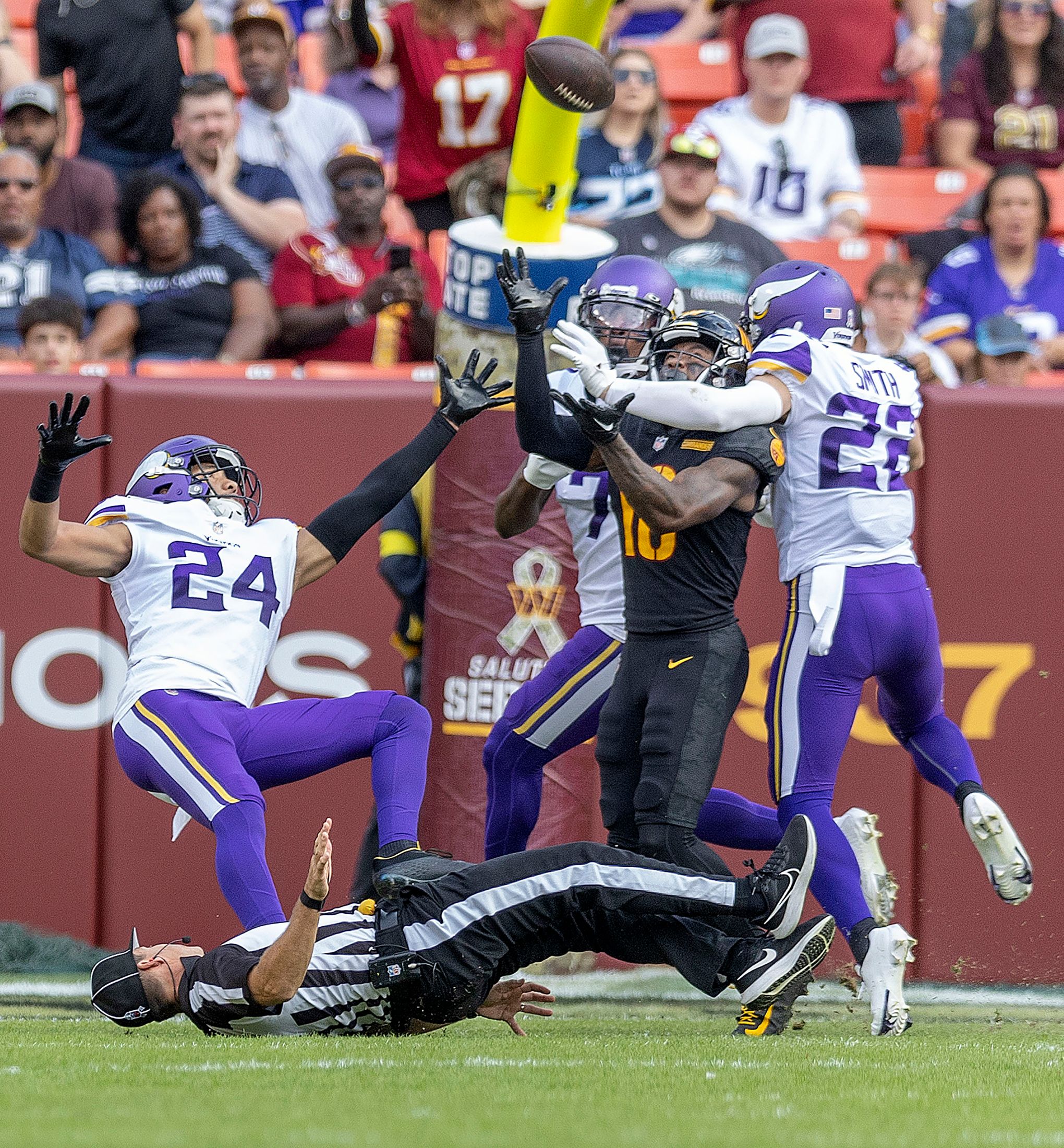 Touchdowns and Highlights: Vikings 20-17 Commnaders in NFL Season