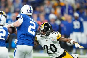 Snell runs for go-ahead TD, Steelers hold off Colts 24-17 - Seattle Sports