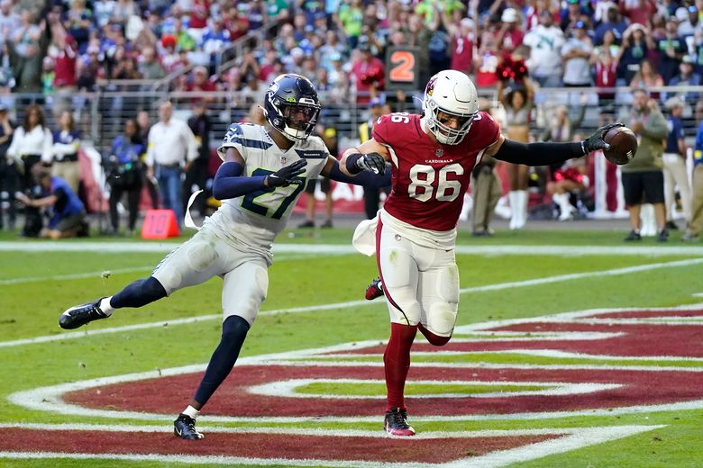 Arizona Cardinals' Zaven Collins returns pick for touchdown vs. Seahawks