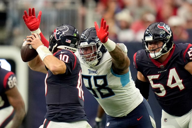 Tennessee Titans rule kicker Randy Bullock out, activate Josh Lambo