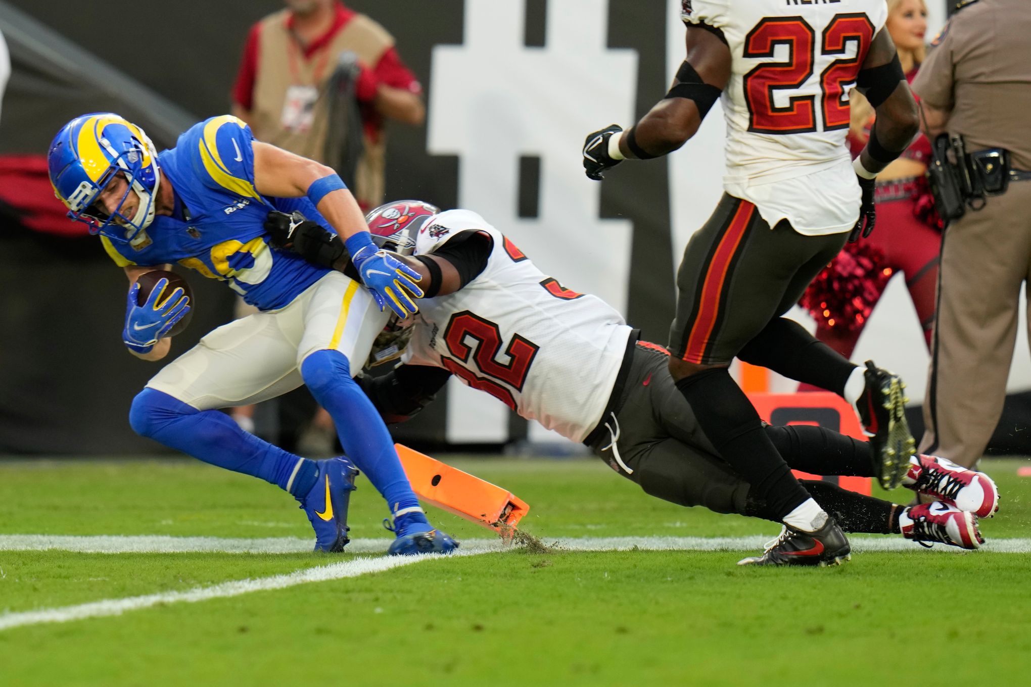 L.A. Rams win 8th straight against Cardinals in Arizona