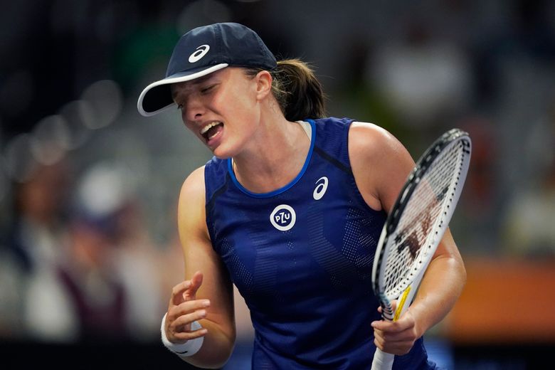 No.2 Swiatek beats No.1 Sabalenka in WTA Finals semis, Sports