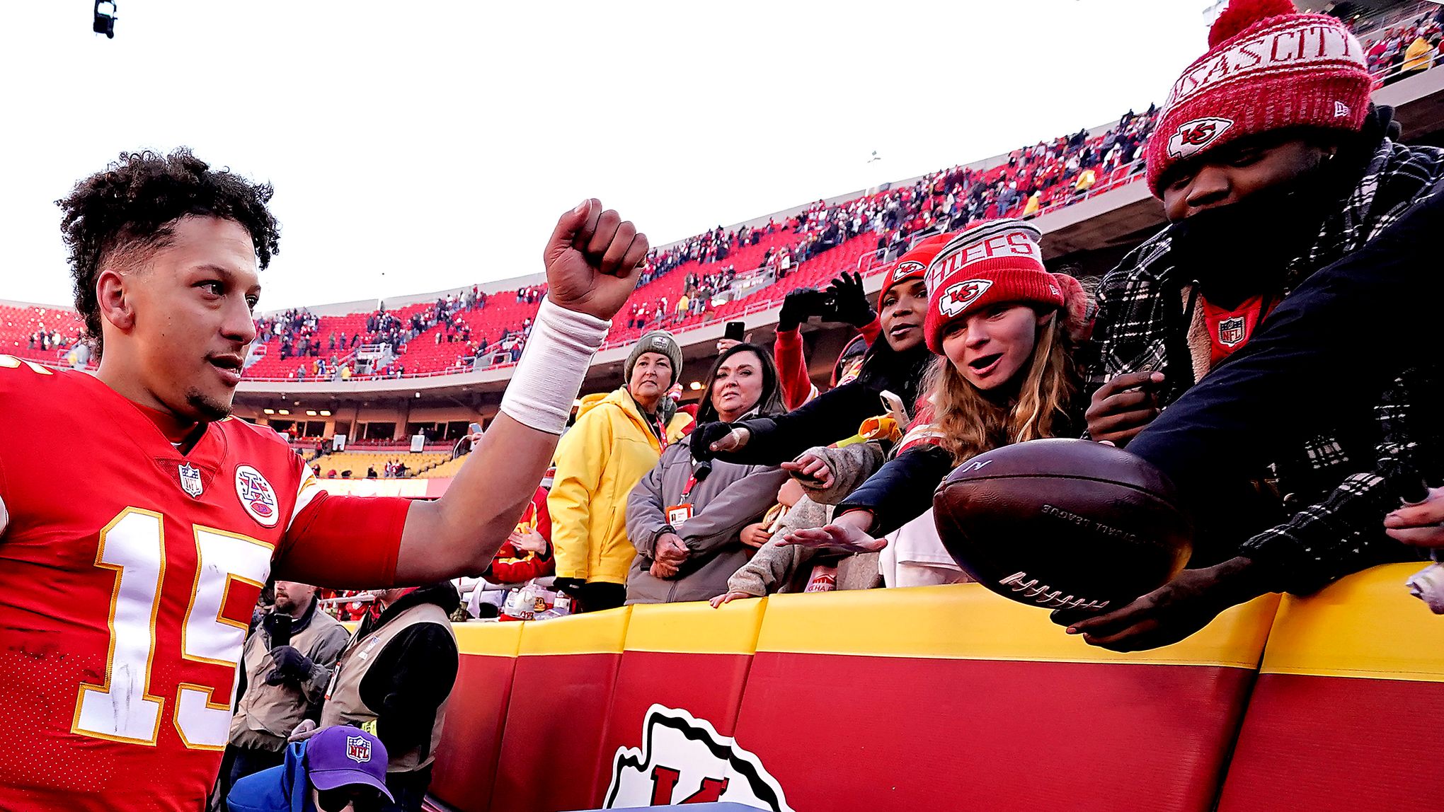 Chiefs to take on Chargers in home opener, tickets go on sale Friday
