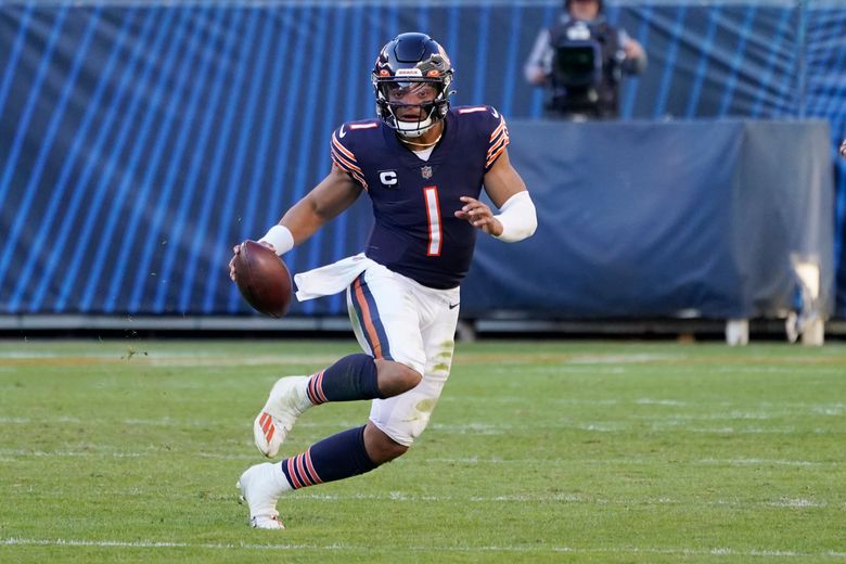 Bears QB Fields rushes for 178 yards in loss to Dolphins