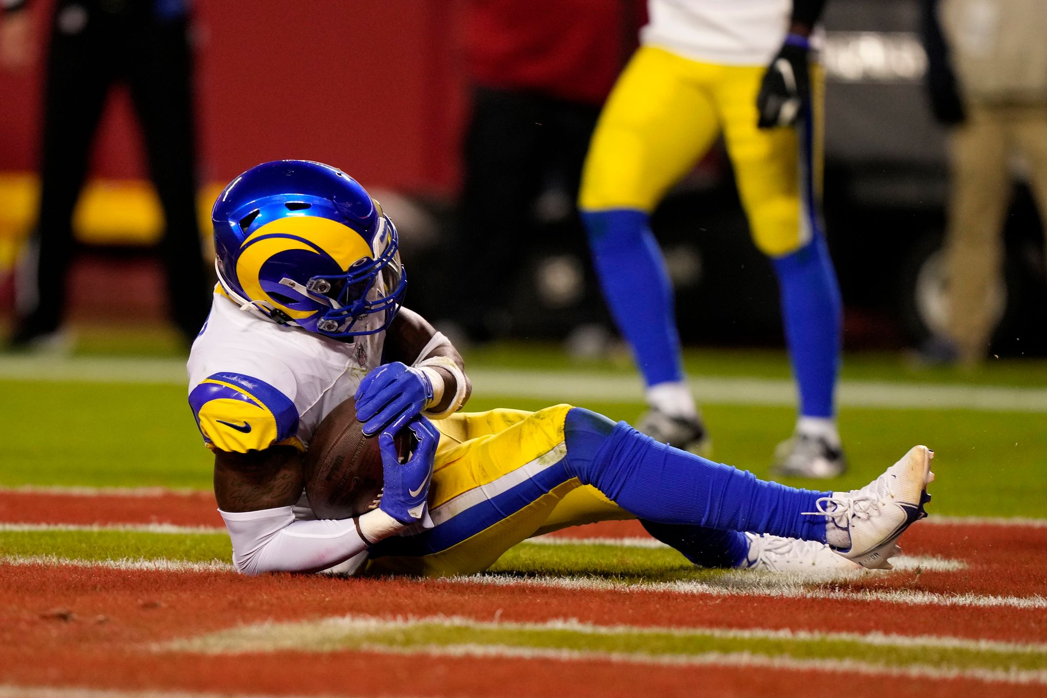 Last-place L.A. Rams suffer another crushing injury; Aaron Donald likely to  miss playing time