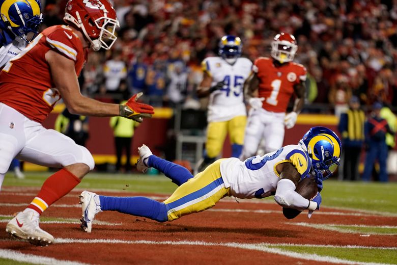 Los Angeles Rams - Lance McCutcheon is back in the endzone making plays. 