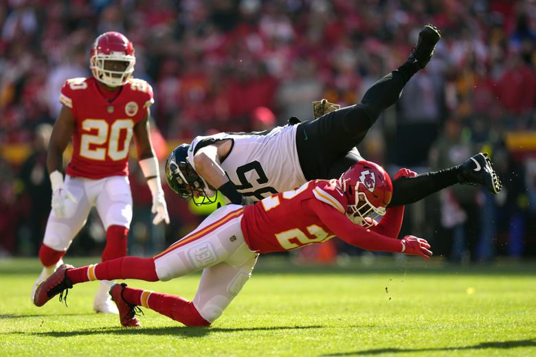 Chiefs overcome mistakes to beat Jaguars 17-9, Kansas City's 3rd