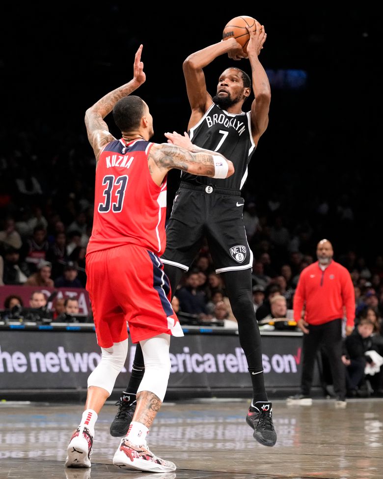 Kevin Durant scores 25 as Nets defeat Hornets, 130-115, go 20