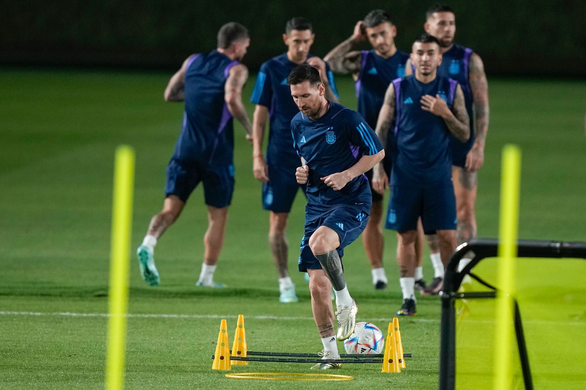 Messi's jersey will be ready if decides to play at next World Cup, says  Scaloni