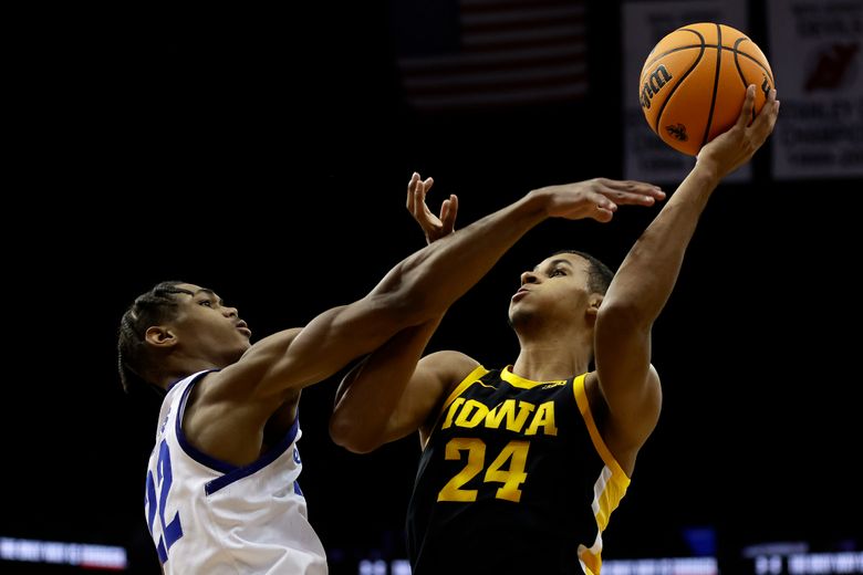 Iowa Hoops: Ahoy, Murray! Hawkeyes 83, Seton Hall Pirates 67