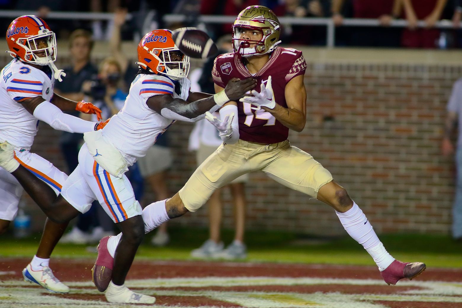 No. 16 Florida State runs wild over Florida for 45-38 win | The Seattle  Times