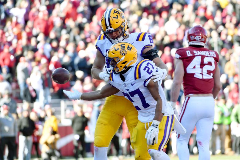 No. 19 LSU erases 13-point deficit, beats LA Tech 66-57