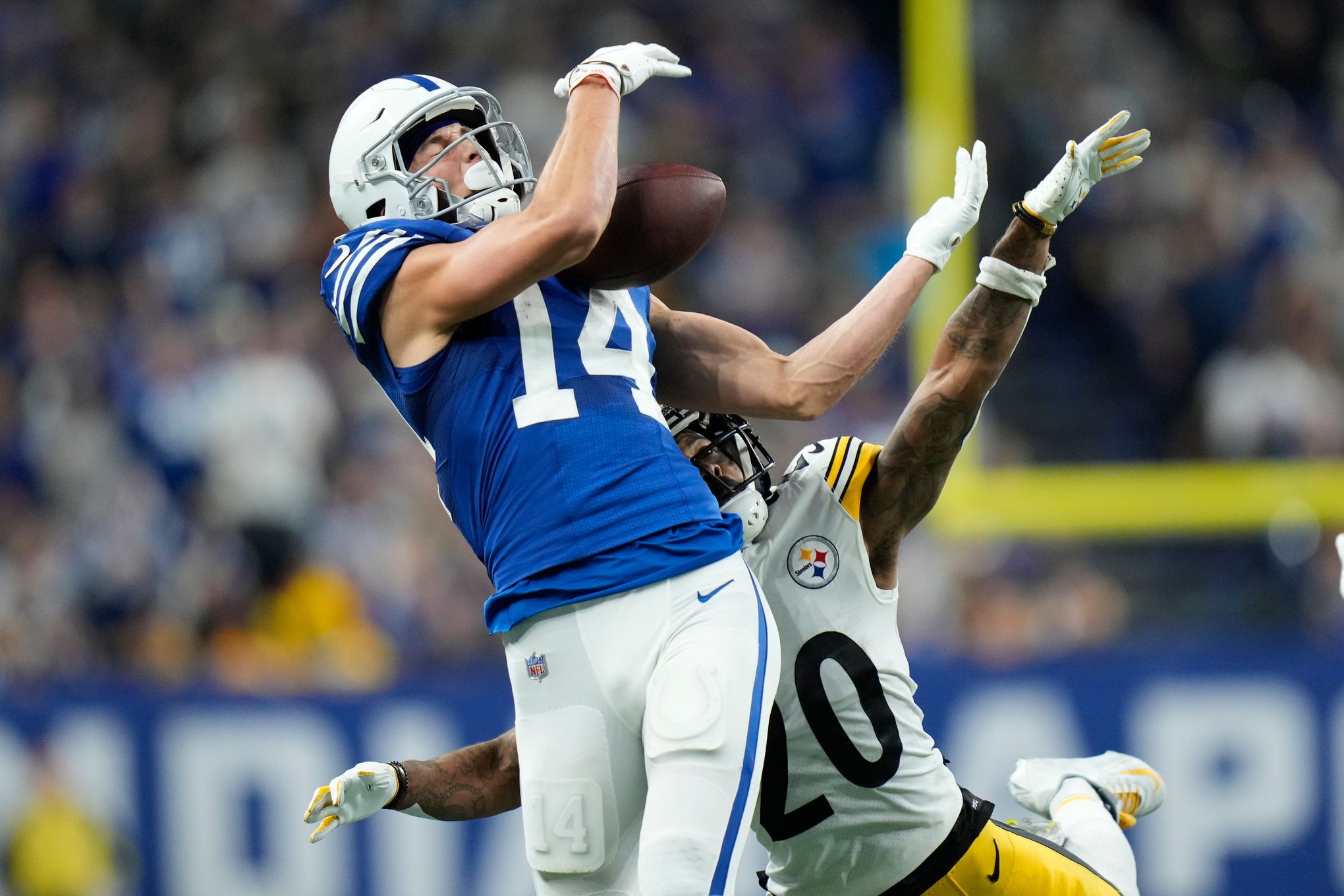 Pittsburgh Steelers rally to defeat the Indianapolis Colts