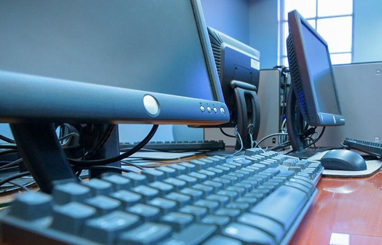 Personal computer screen and keyboard
(Dreamstime/TNS)