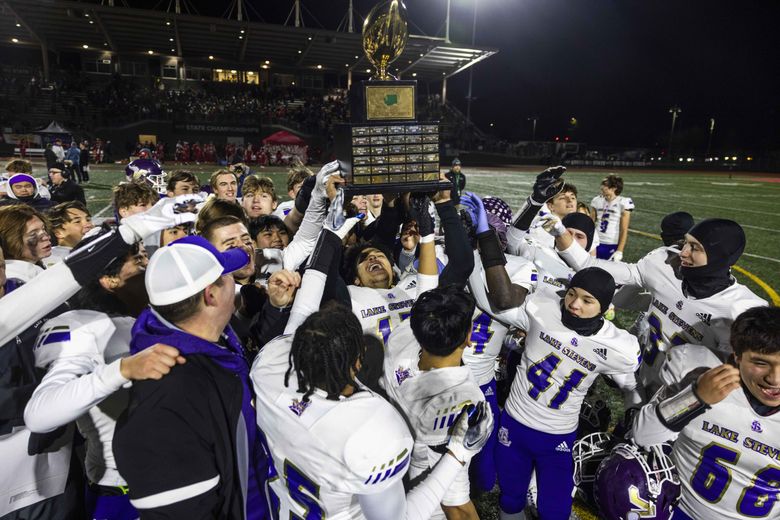 Lake HighFootball Team Wins State Championship