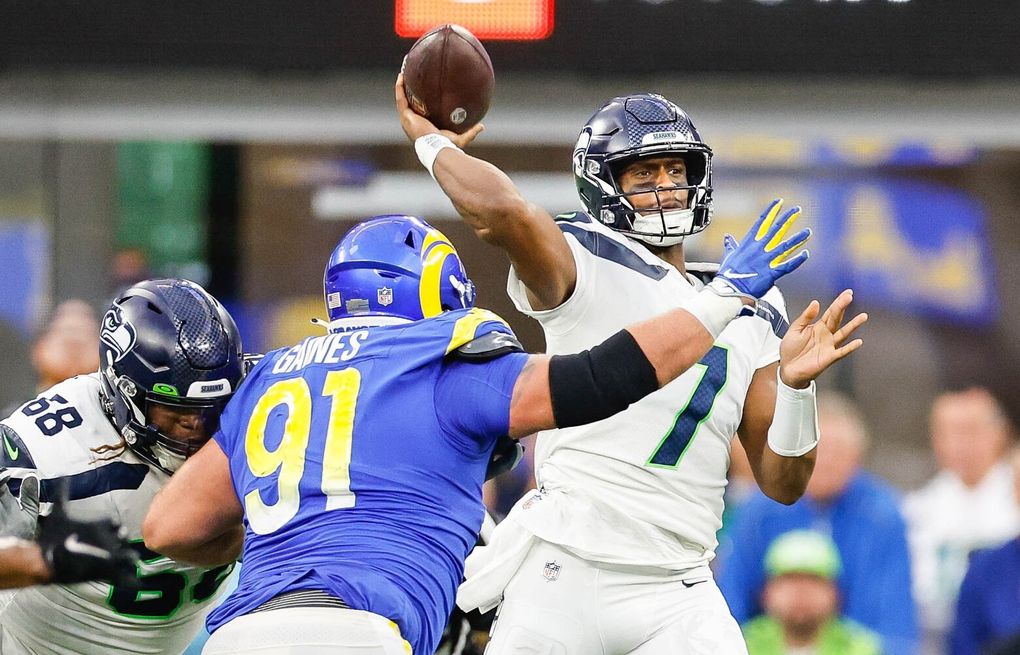 Seattle Seahawks vs Los Angeles Rams - December 04, 2022