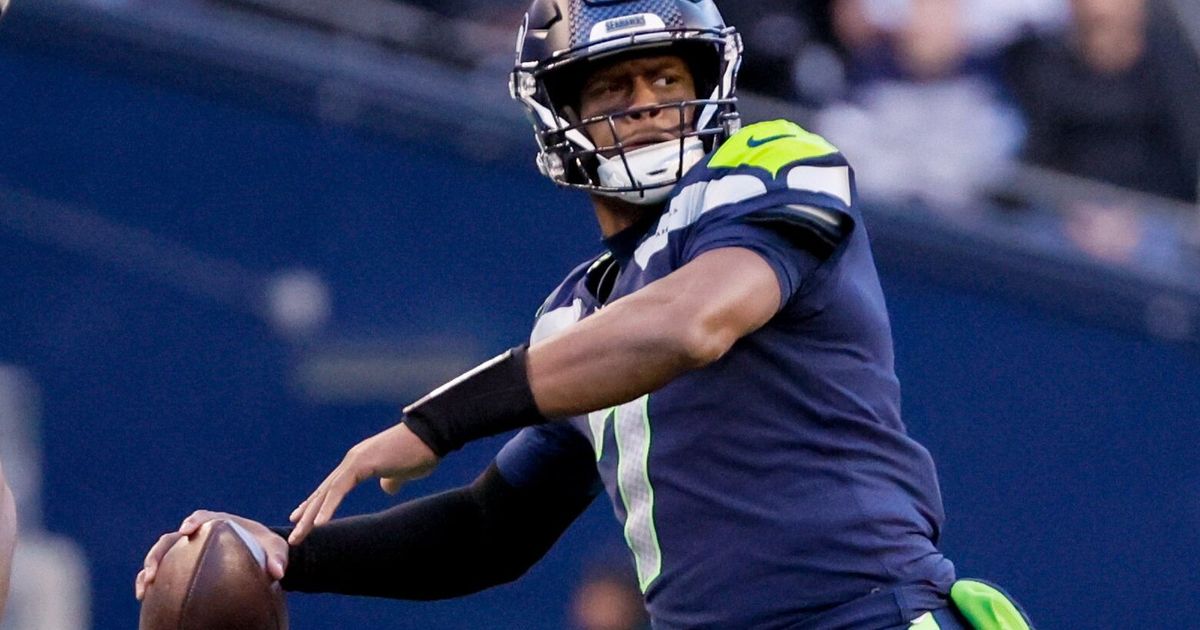 Reporter Bob Condotta grades the Seahawks' 27-23 win at the Rams