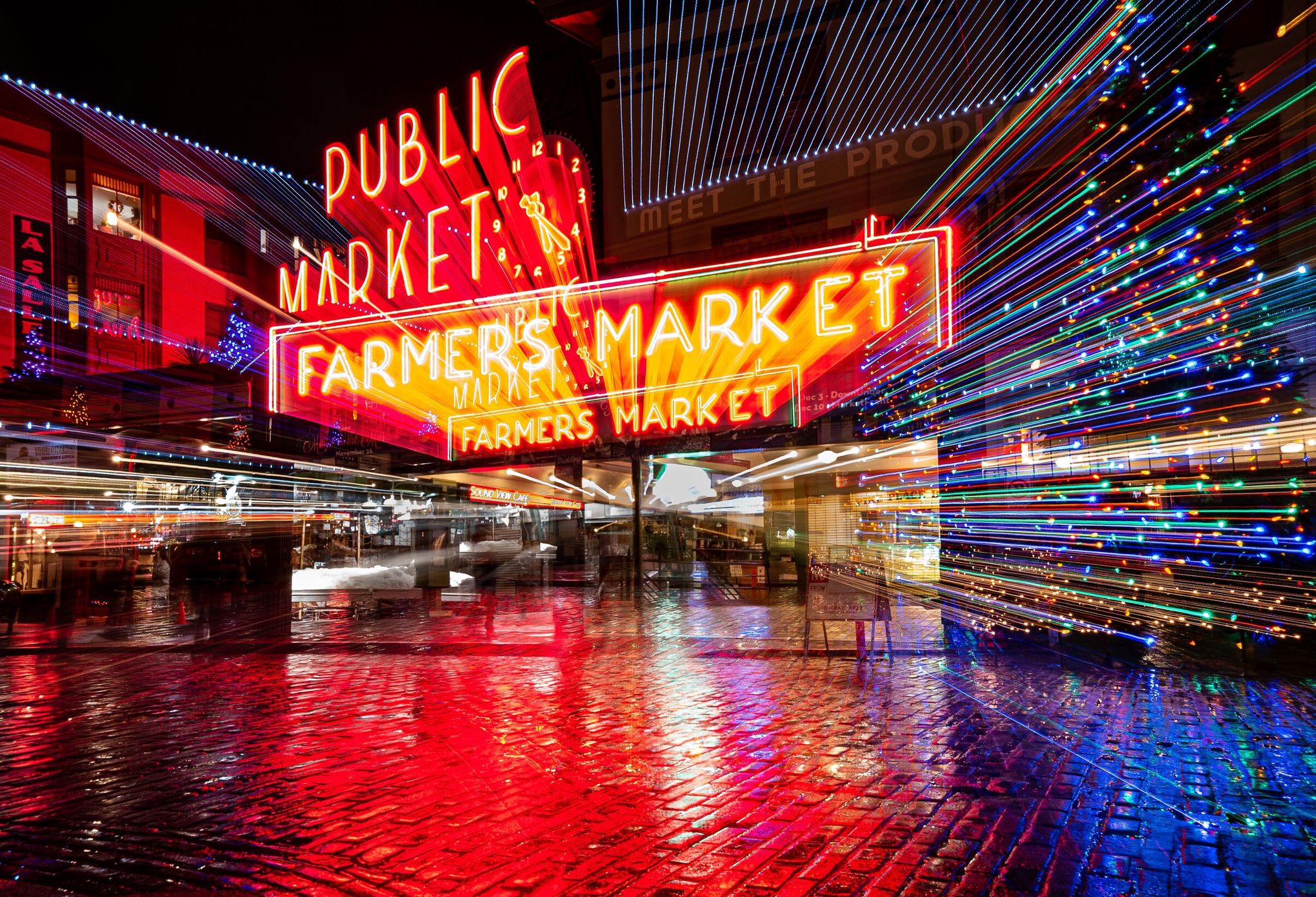 On a dark and stormy night, Pike Place Market glows at the speed of light |  The Seattle Times, image size:2040x1391
