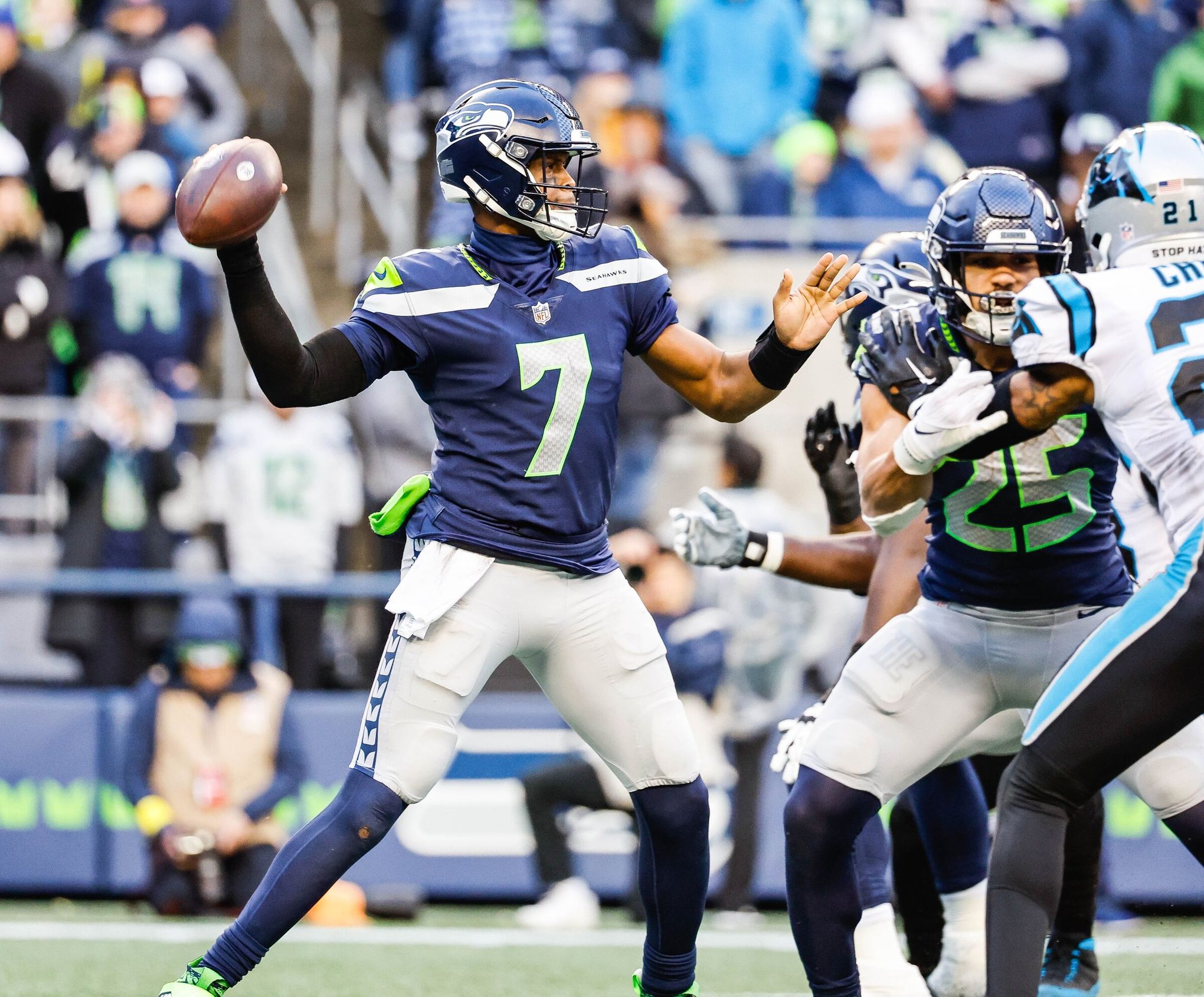 Seahawks will wear Action Green jerseys and navy blue pants on Monday