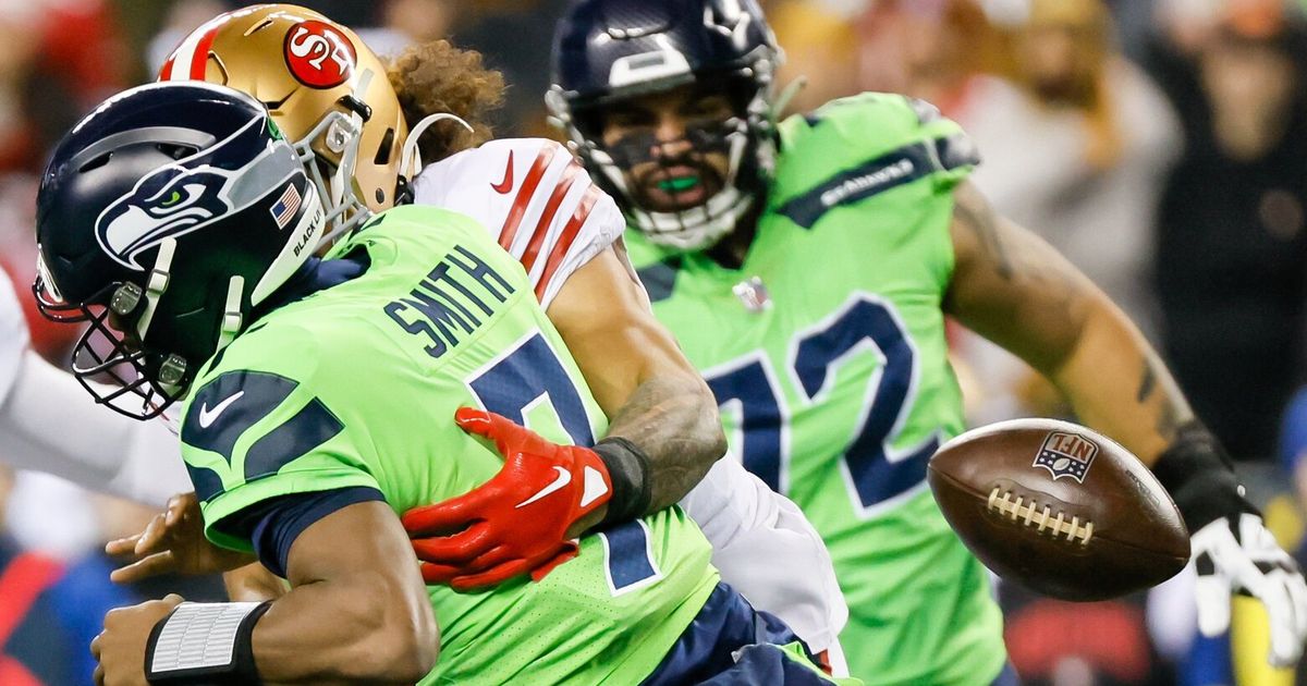 Reporter Bob Condotta grades the Seahawks' Week 2 loss to the 49ers