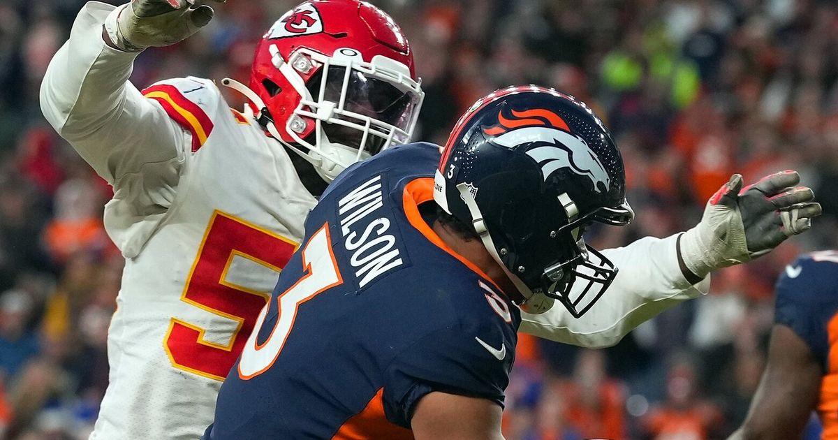 Frank Clark's contract is the price of a Super Bowl for the Chiefs