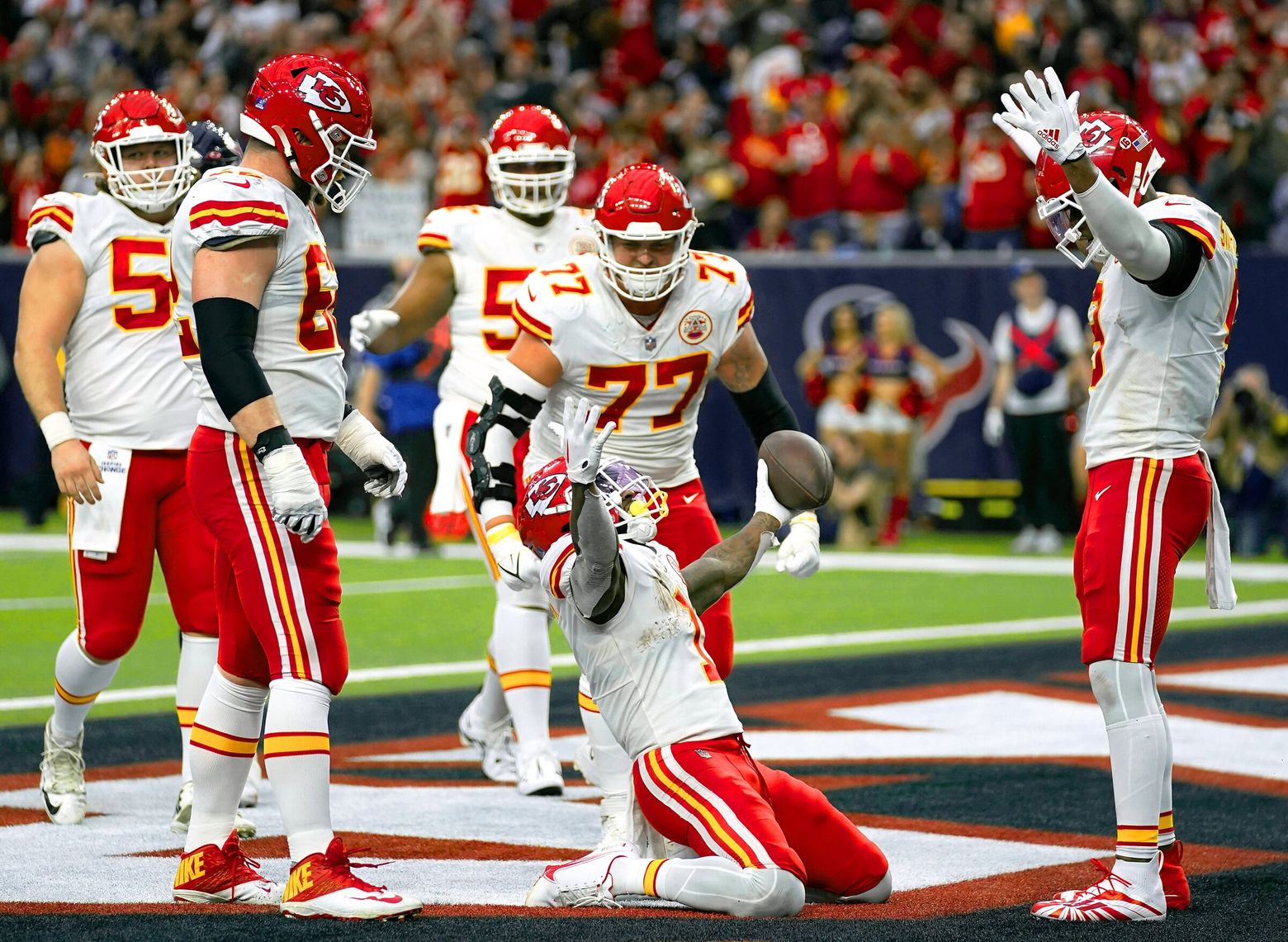 Four Takeaways From the KC Chiefs' 24-10 Win Over the Seattle Seahawks -  Sports Illustrated Kansas City Chiefs News, Analysis and More