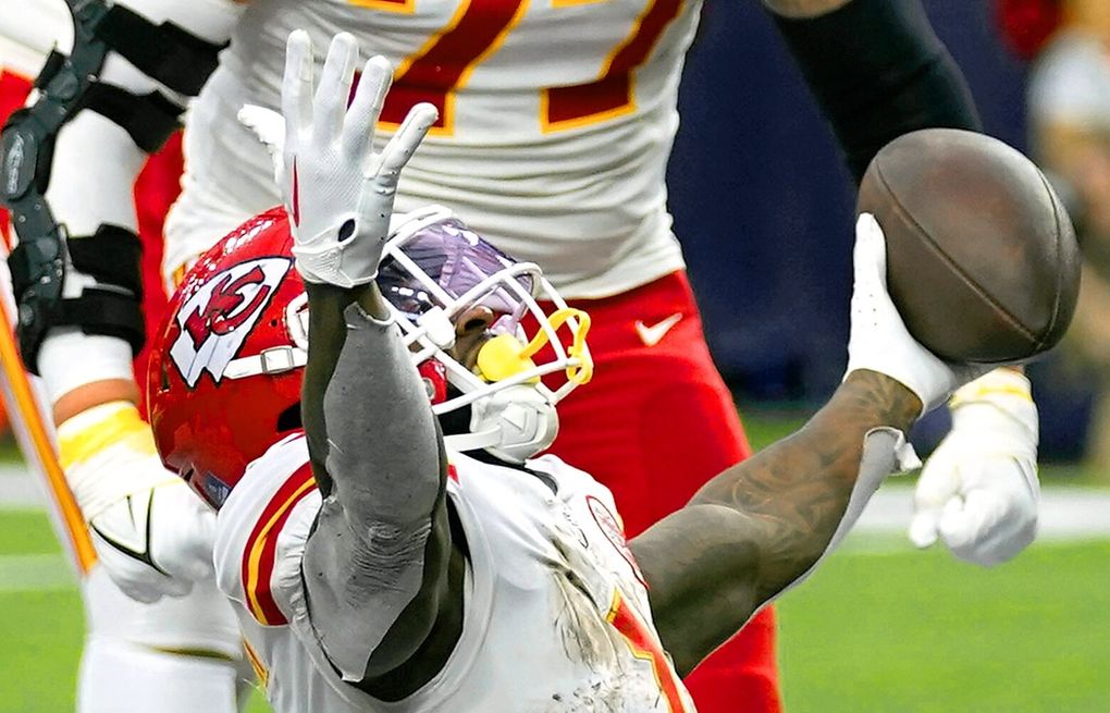 Chiefs hand Seahawks fifth loss in last six games, 24-10 - The Columbian